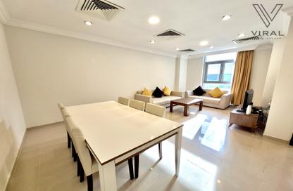 Apartment - 2 Bedrooms - 2 Bathrooms for rent in Corniche Road - Corniche Road - Doha
