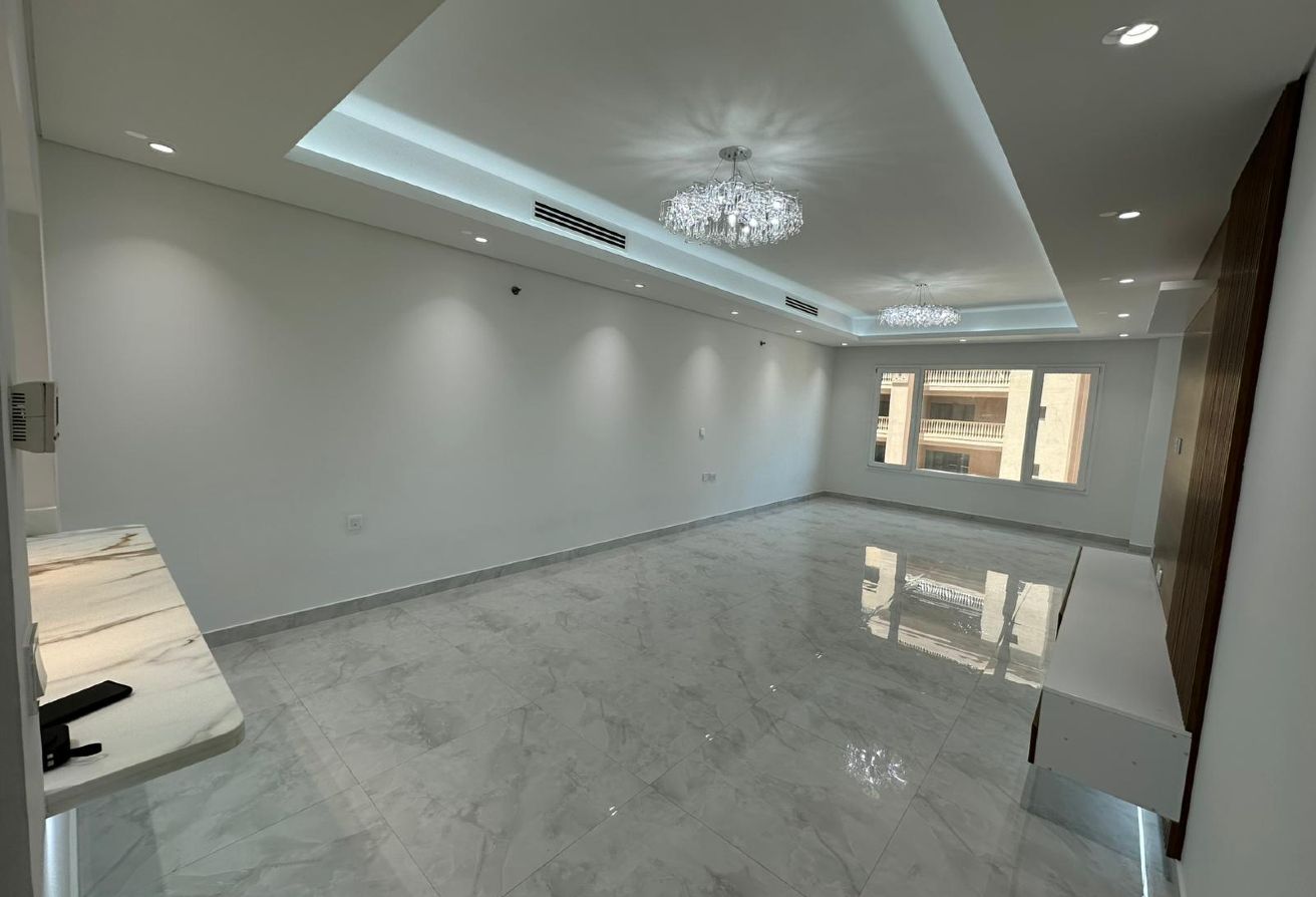 Luxury Porto Arabia Apartment with 5 Year Plan thumbnail 3