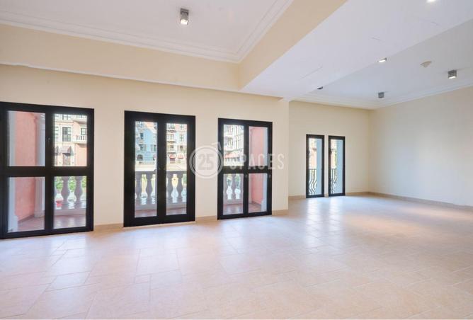 62125623 - Property Main Image