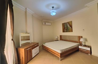 Apartment - 2 Bedrooms - 2 Bathrooms for rent in Hiteen Street - Al Muntazah - Doha