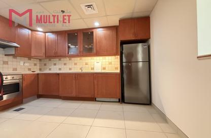 Apartment - 1 Bedroom - 2 Bathrooms for rent in East Porto Drive - Porto Arabia - The Pearl Island - Doha