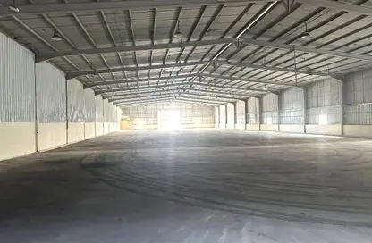 Warehouse - Studio - 7 Bathrooms for rent in Birkat Al Awamer - Al Wakra