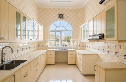 Villa - 5 Bedrooms - 6 Bathrooms for rent in West Bay Lagoon Villas - West Bay Lagoon - West Bay Lagoon - Doha