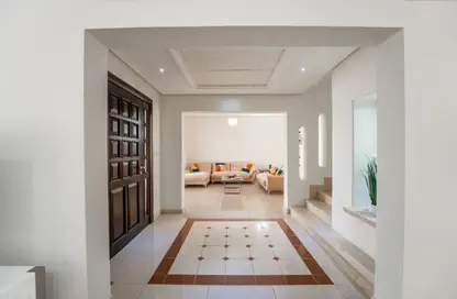 Compound - 4 Bedrooms - 6 Bathrooms for rent in Les Roses Compound 1 - Al Waab - Doha