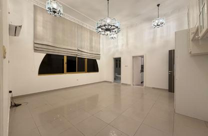 Apartment - 1 - 1 for rent in Onaiza Street - Diplomatic Area - Doha
