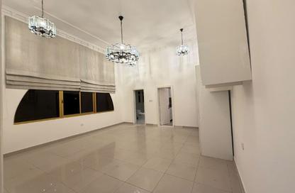 Apartment - 1 - 1 for rent in Onaiza Street - Diplomatic Area - Doha