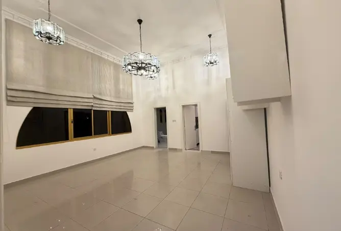 63477649 - Property Image 3