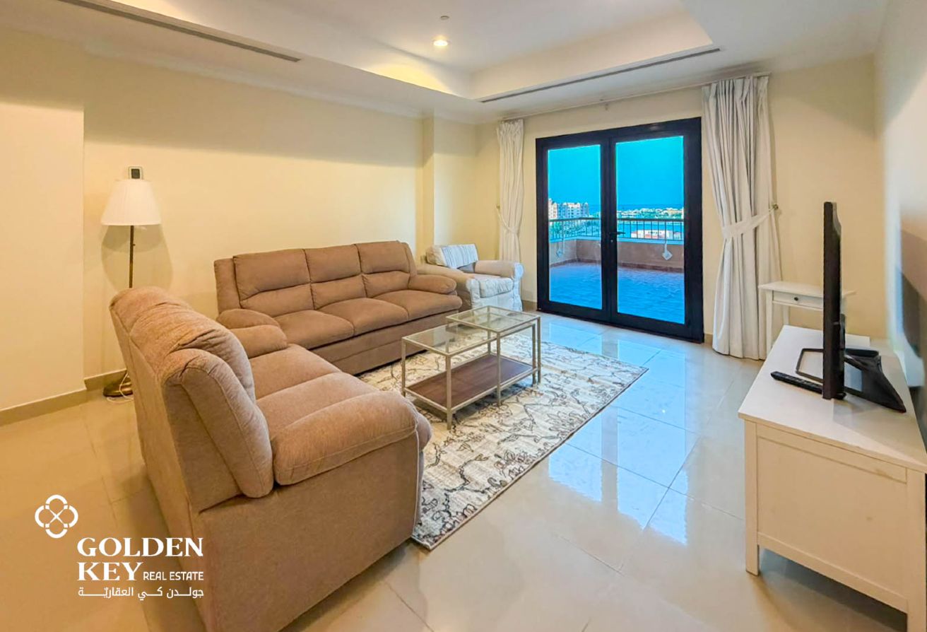 Bills Included | Stunning 1 Bedroom with Sea View