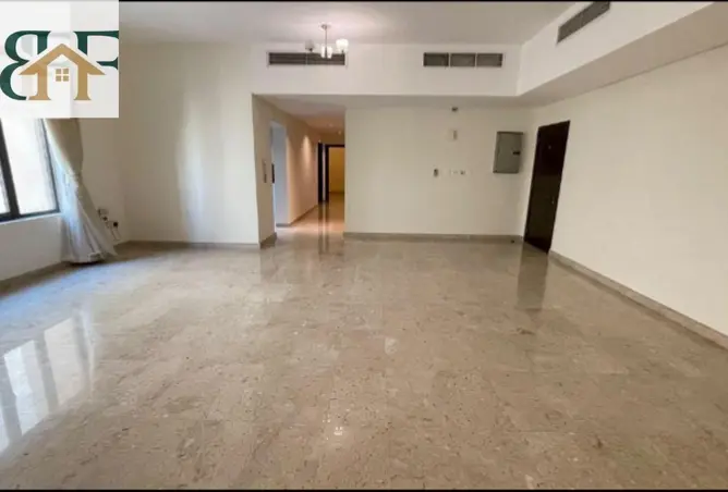 63864352 - Property Image 2