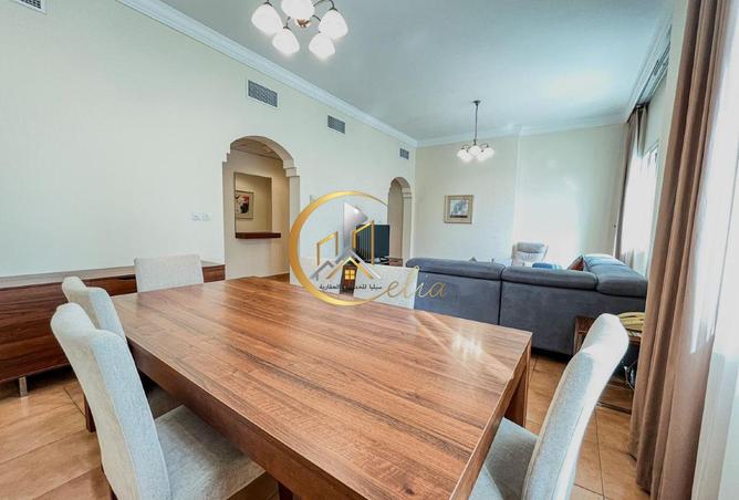 51818056 - Property Image 2