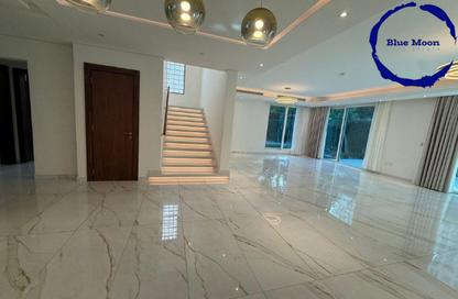 Villa - 5 Bedrooms - 6 Bathrooms for rent in Floresta Gardens - Floresta Gardens - The Pearl Island - Doha