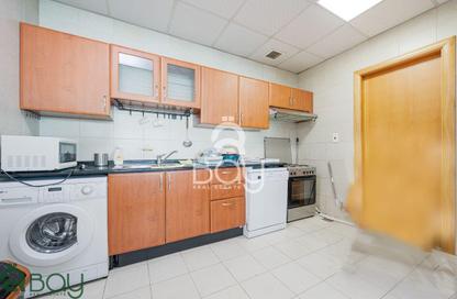 Apartment - 2 Bedrooms - 3 Bathrooms for sale in Zig Zag Tower B - Zig Zag Towers - West Bay - Doha