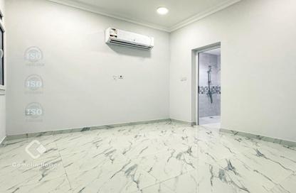 Apartment - 2 - 2 for rent in Madinat Khalifa North - Madinat Khalifa - Doha