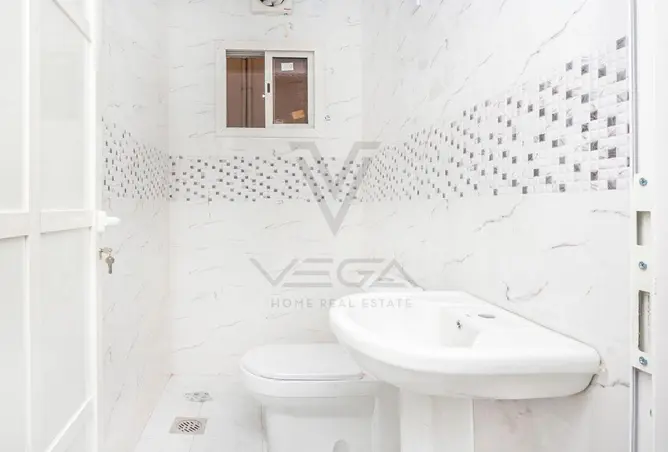 62749972 - Property Image 2