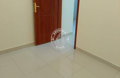 Apartment - 3 Bedrooms - 1 Bathroom for rent in Ain Khalid Gate - Ain Khaled - Doha