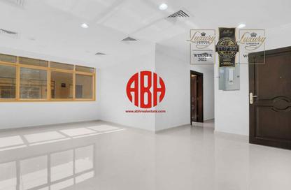 Apartment - 2 Bedrooms - 3 Bathrooms for rent in Al Sadd Road - Al Sadd - Doha
