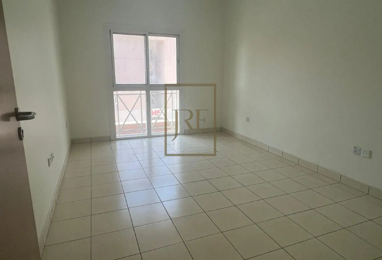64477848 - Property Main Image