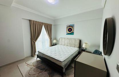 Apartment - 2 Bedrooms - 2 Bathrooms for rent in East Porto Drive - Porto Arabia - The Pearl Island - Doha