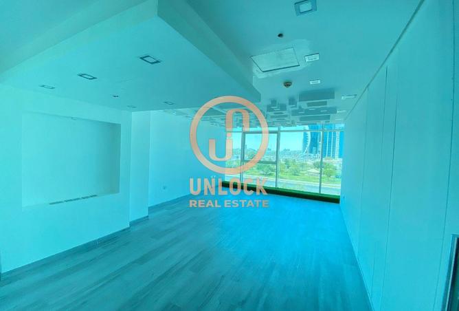 987895 - Property Main Image