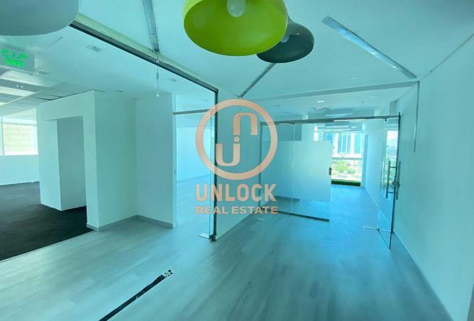 987895 - Property Image 3