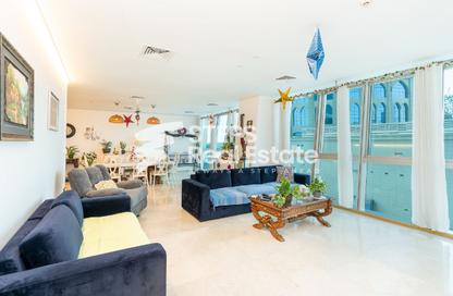 Apartment - 3 - 4 for sale in West Bay Tower - West Bay - West Bay - Doha