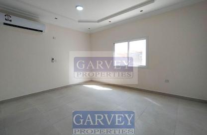 Apartment - Studio - 1 Bathroom for rent in Al Wajba Street - Lejbailat - Doha