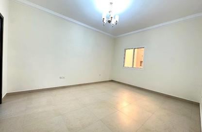 Apartment - 2 Bedrooms - 2 Bathrooms for rent in Fereej Bin Mahmoud North - Fereej Bin Mahmoud - Doha