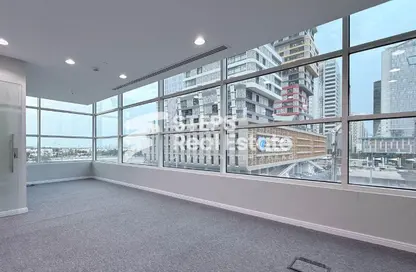Office Space - Studio - 1 Bathroom for rent in Al Baraha Tower - Marina District - Lusail