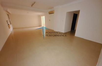 Apartment - 2 Bedrooms - 2 Bathrooms for rent in Al Nasr Street - Al Nasr - Doha