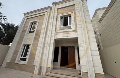 فيلا - 7 غرف نوم - 7 حمامات للبيع في شارع  بو هامو - أبو هامور - الدوحة