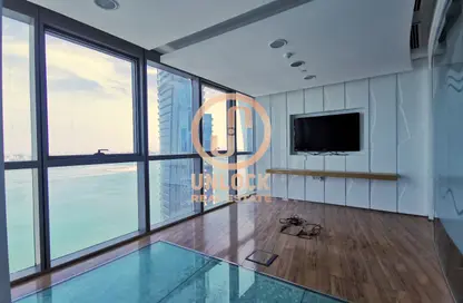 Office Space - 4 Bedrooms - 1 Bathroom for rent in Palm Tower B - Palm Towers - West Bay - Doha