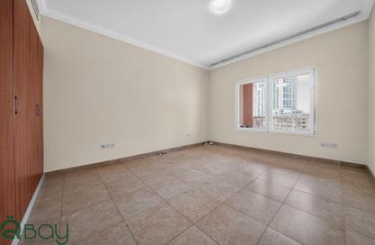 Apartment - 1 Bedroom - 2 Bathrooms for rent in West Porto Drive - Porto Arabia - The Pearl Island - Doha