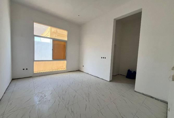 54639254 - صورة العقار 2