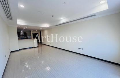 Apartment - 2 Bedrooms - 2 Bathrooms for rent in East Porto Drive - Porto Arabia - The Pearl Island - Doha