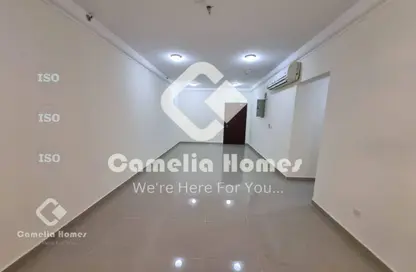 Apartment - 2 Bedrooms - 1 Bathroom for rent in Musheireb - Musheireb - Doha