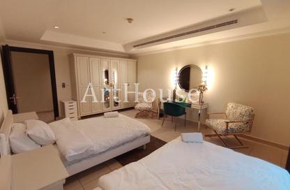 Apartment - 3 Bedrooms - 4 Bathrooms for rent in Porto Arabia - The Pearl Island - Doha