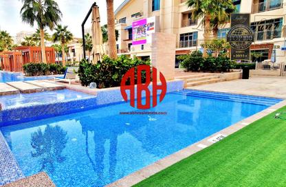 Apartment - 2 Bedrooms - 3 Bathrooms for rent in Abraj Bay - Abraj Quartiers - The Pearl Island - Doha