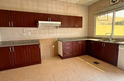 Compound - 3 Bedrooms - 4 Bathrooms for rent in Al Messila - Al Messila - Doha