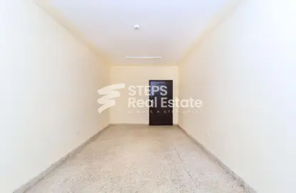 Labor Camp - Studio for rent in Industrial Area 4 - Industrial Area - Industrial Area - Doha