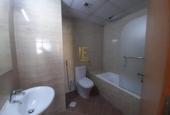 1005826 - Property Image 3