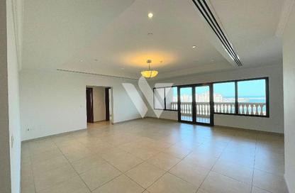Apartment - 2 Bedrooms - 3 Bathrooms for rent in East Porto Drive - Porto Arabia - The Pearl Island - Doha