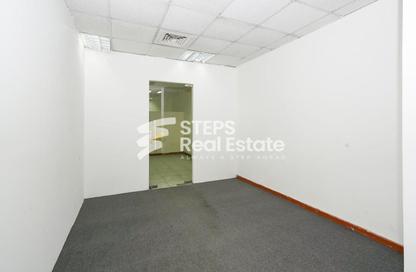 Office Space - Studio - 1 Bathroom for rent in Musheireb Tower - Musheireb - Musheireb - Doha
