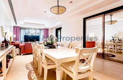Apartment - 2 Bedrooms - 3 Bathrooms for sale in East Porto Drive - Porto Arabia - The Pearl Island - Doha Apartment - 2 Bedrooms - 3 Bathrooms for sale in East Porto Drive - Porto Arabia - The Pearl Island - Doha
