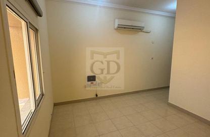 Apartment - Studio - 1 for rent in Abu Hamour - Doha Apartment - Studio - 1 for rent in Abu Hamour - Doha