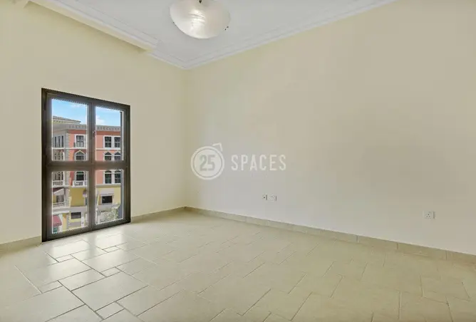 63977386 - Property Image 3