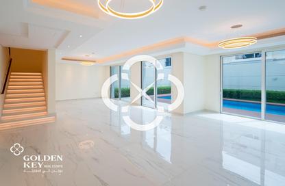 Villa - 6 Bedrooms - 7 Bathrooms for rent in Floresta Gardens - Floresta Gardens - The Pearl Island - Doha