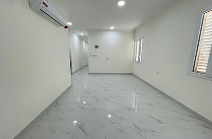 Apartment - 2 Bedrooms - 2 Bathrooms for rent in Old Airport 43 - Old Airport Road - Doha