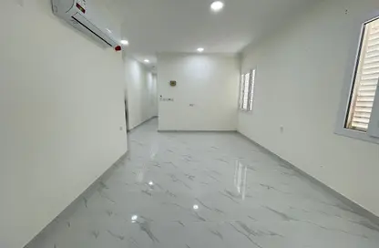 Apartment - 2 Bedrooms - 2 Bathrooms for rent in Old Airport 43 - Old Airport Road - Doha
