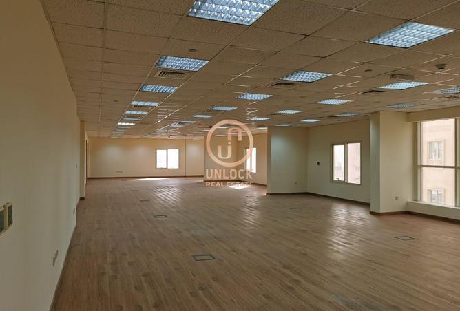 54977927 - Property Main Image