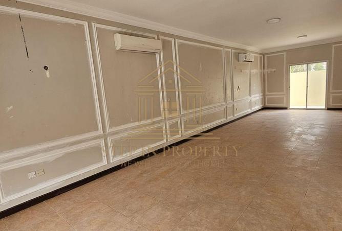 53237958 - Property Image 2